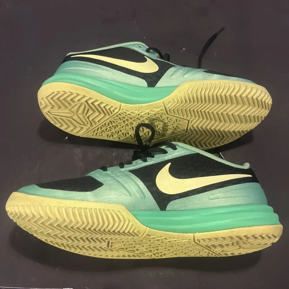 Size 7 (GS) - Nike KB Mentality Low Green